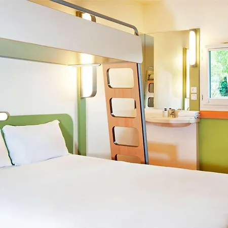 Hotel Ibis Budget Marseille Vitrolles (Bouches-du-Rhone)