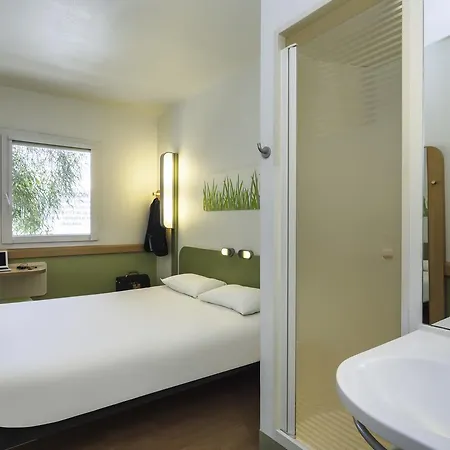 Hotel Ibis Budget Marseille 2*