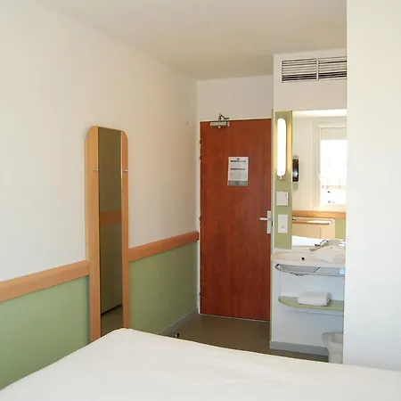 Ibis Budget Marseille Hotel 2*