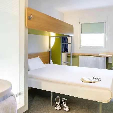 Hotel Ibis Budget Marseille 2*